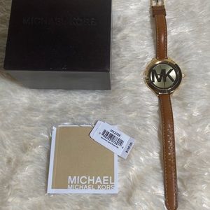 MICHAEL KORS LEATHER WATCH